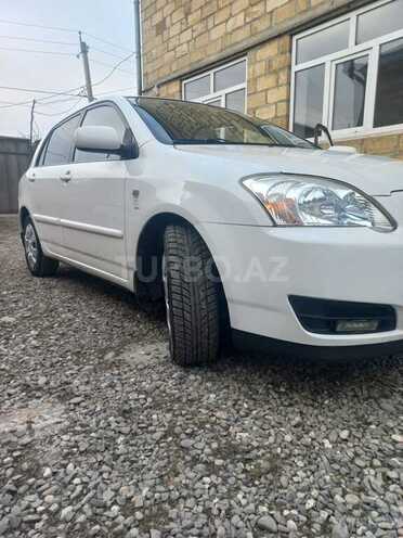 Toyota Corolla 2004, 213,000 km - 1.4 l - Quba