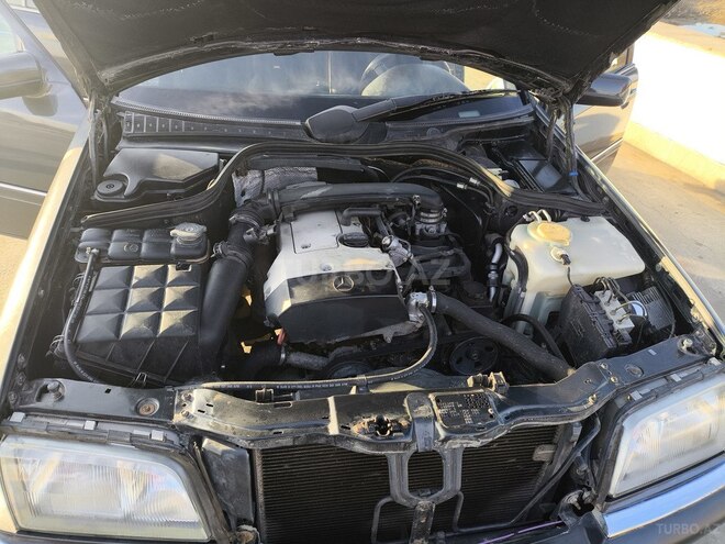Mercedes C 180 2000, 377,000 km - 1.8 л - Biləsuvar