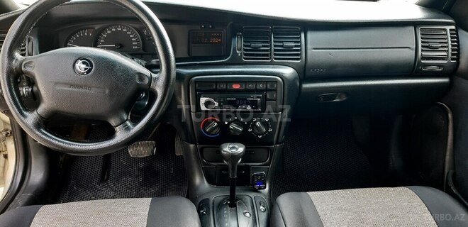 Opel Vectra 1997, 167,000 km - 1.6 l - Bakı