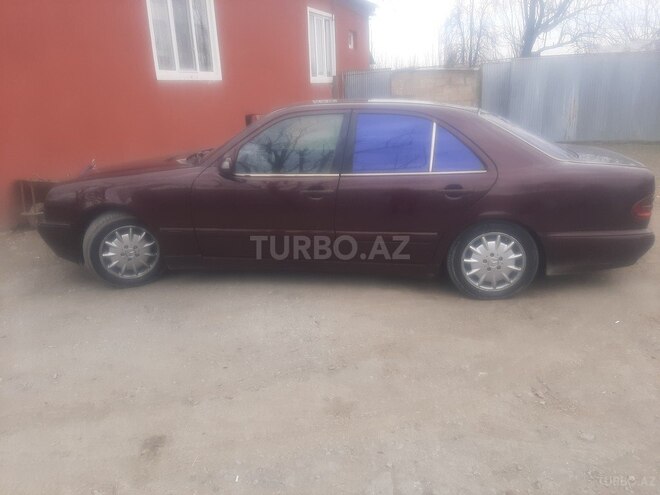 Mercedes E 220 d 2000, 578,950 km - 2.2 l - Bakı