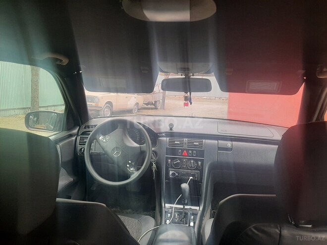 Mercedes E 220 d 2000, 578,950 km - 2.2 l - Bakı