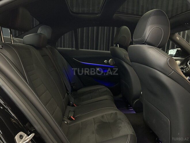 Mercedes E 300 de-9