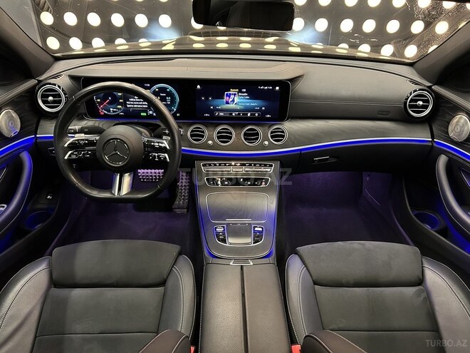 Mercedes E 300 de-10