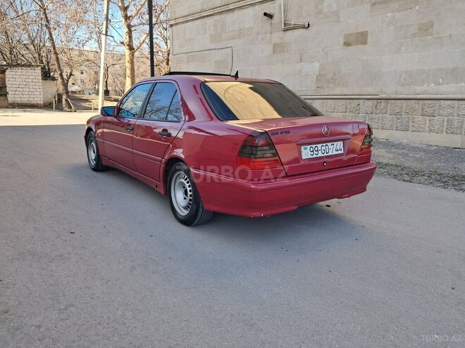 Mercedes C 180 1997, 153,000 km - 1.8 l - Qazax