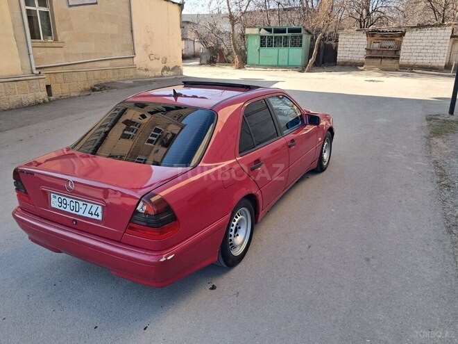 Mercedes C 180 1997, 153,000 km - 1.8 l - Qazax