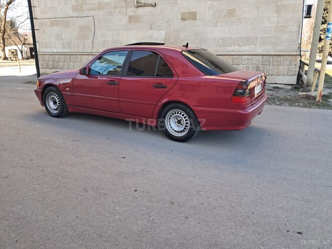 Mercedes C 180 1997, 153,000 km - 1.8 l - Qazax