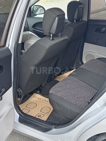 Kia Ceed 2008, 220,000 km - 1.4 l - Ucar