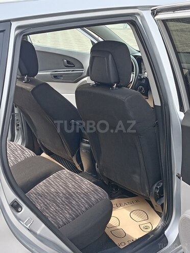 Kia Ceed 2008, 220,000 km - 1.4 l - Ucar