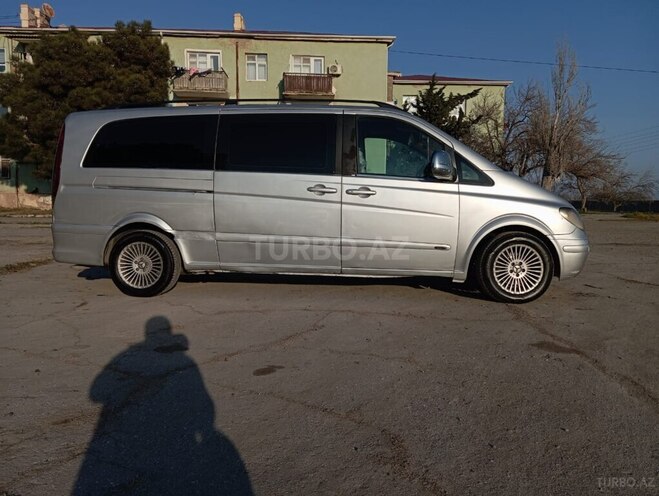 Mercedes Viano-3