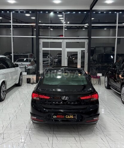Hyundai Elantra 2020, 62,764 km - 2.0 l - Sumqayıt
