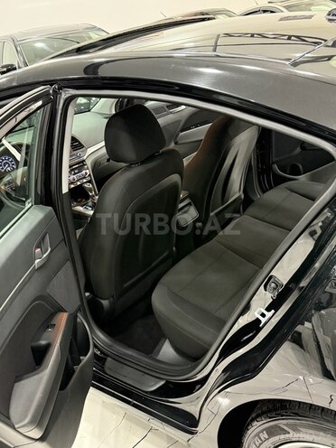 Hyundai Elantra 2020, 62,764 km - 2.0 l - Sumqayıt