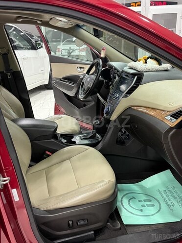 Hyundai Santa Fe-16