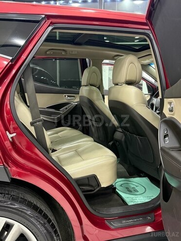 Hyundai Santa Fe-20