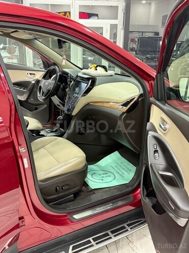 Hyundai Santa Fe-15