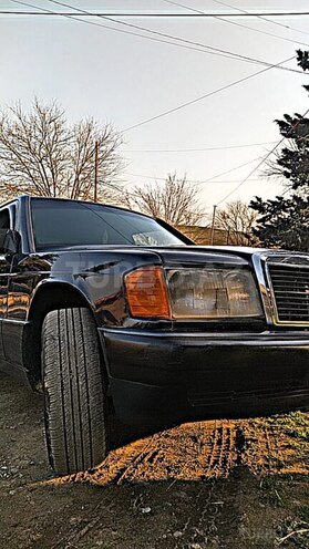 Mercedes 190 1991, 150,000 km - 2.0 l - Cəlilabad