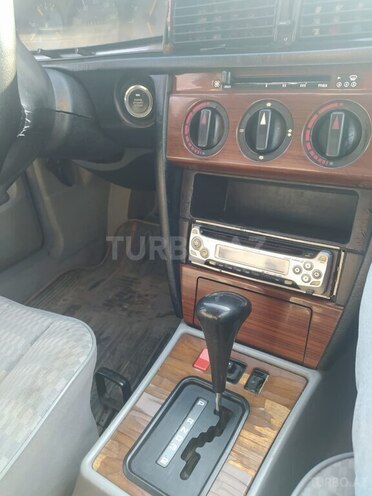 Mercedes 190 1991, 150,000 km - 2.0 l - Cəlilabad