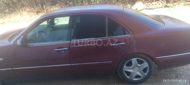 Mercedes E 220 d 1998, 556,665 km - 2.2 l - Tovuz