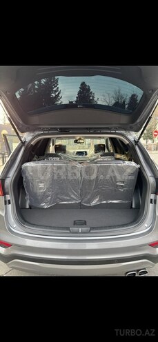 Hyundai Santa Fe-10