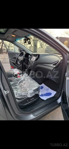 Hyundai Santa Fe-11