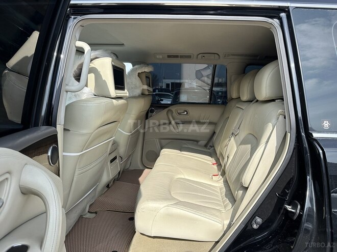 Infiniti QX56-18