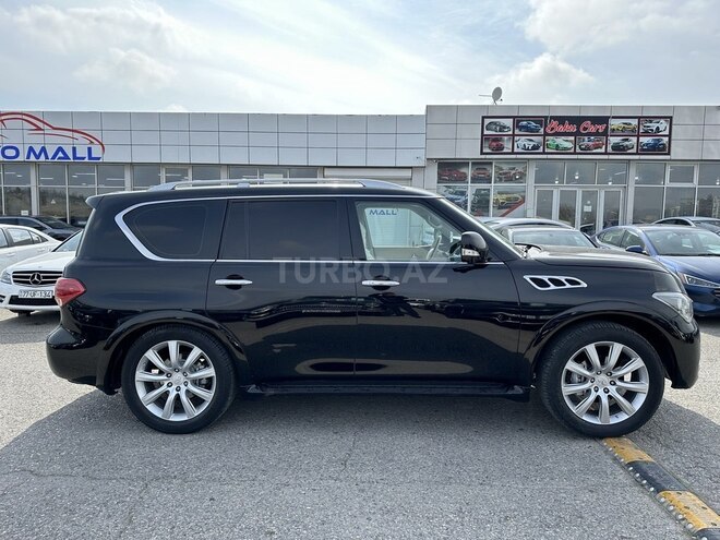 Infiniti QX56-6