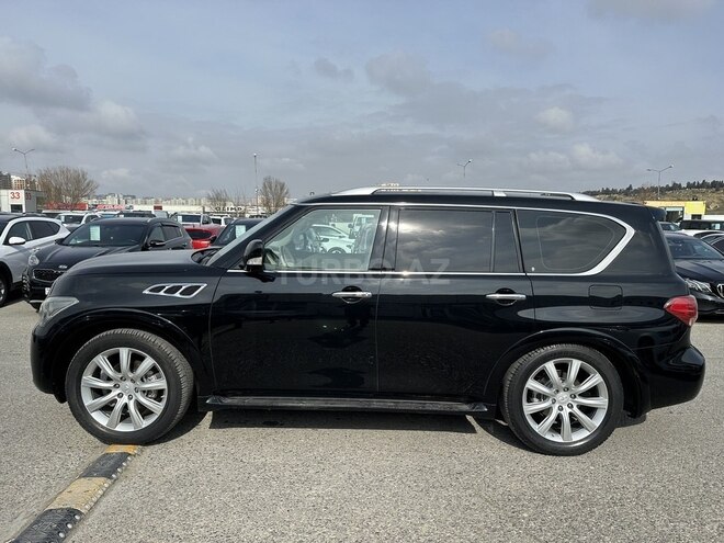 Infiniti QX56-5