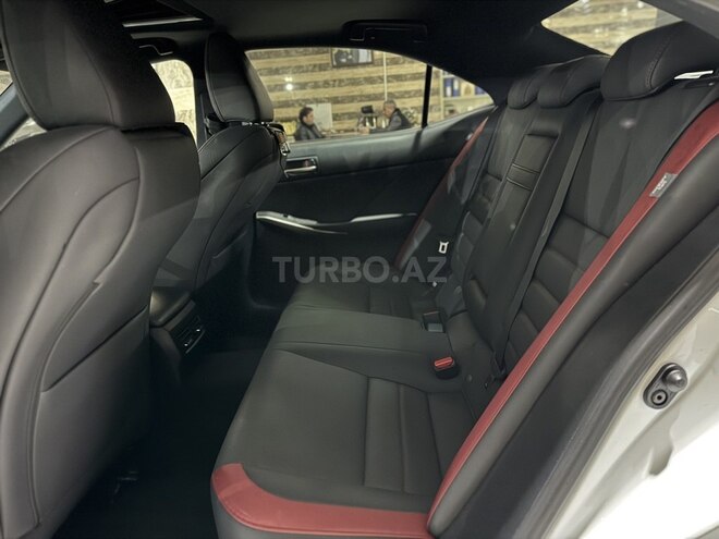 Lexus IS 300 2019, 31,250 km - 2.0 л - Bakı