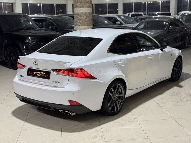 Lexus IS 300 2019, 31,250 km - 2.0 л - Bakı