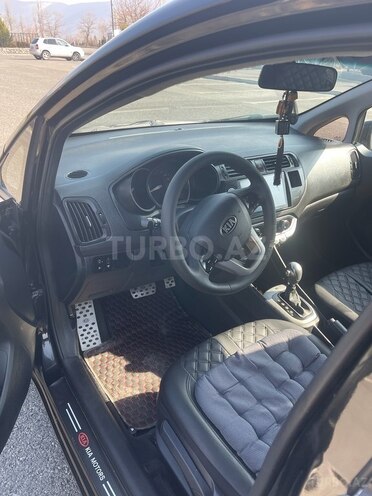 Kia Rio 2014, 170,000 km - 1.4 l - Şəki