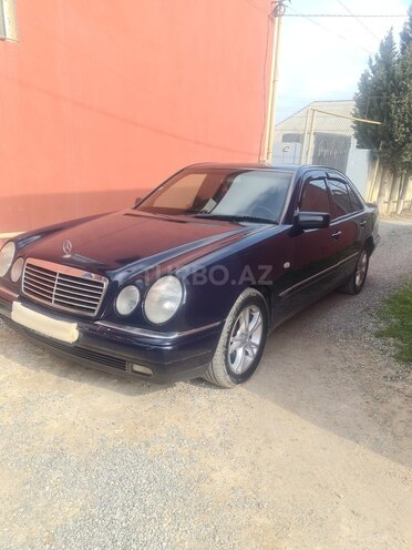Mercedes E 240 1998, 265,343 km - 2.4 l - Bakı