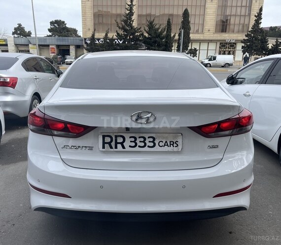 Hyundai Avante-2