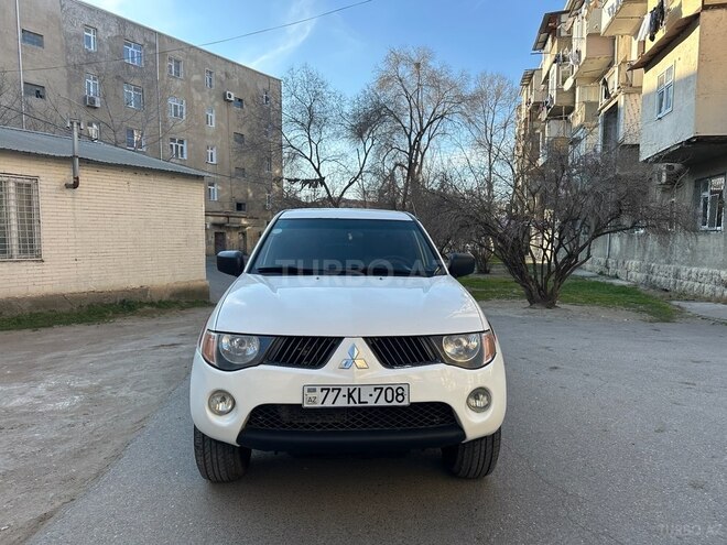 Mitsubishi L200 2008, 275,000 km - 2.5 l - Bakı
