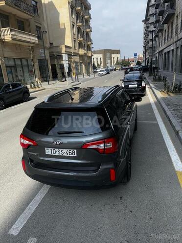Kia Sorento-2