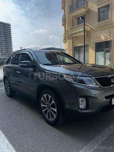 Kia Sorento-10