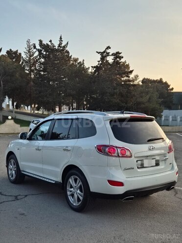 Hyundai Santa Fe-4