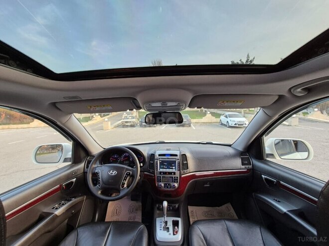 Hyundai Santa Fe-9