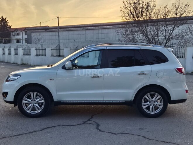 Hyundai Santa Fe-8