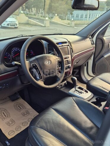Hyundai Santa Fe-11