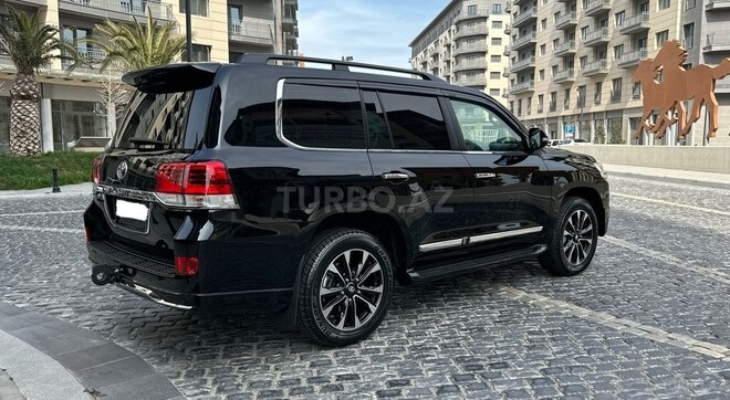 Toyota Land Cruiser 2018, 90,000 km - 4.0 l - Bakı