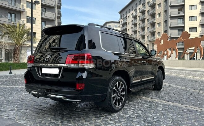 Toyota Land Cruiser 2018, 90,000 km - 4.0 l - Bakı