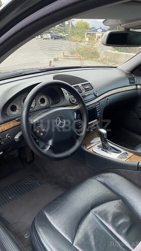 Mercedes E 320 2002, 323,000 km - 3.2 l - Bakı