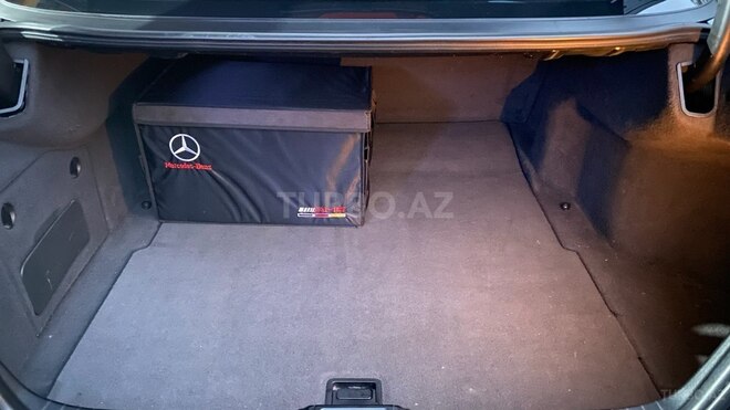 Mercedes E 320 2002, 323,000 km - 3.2 l - Bakı