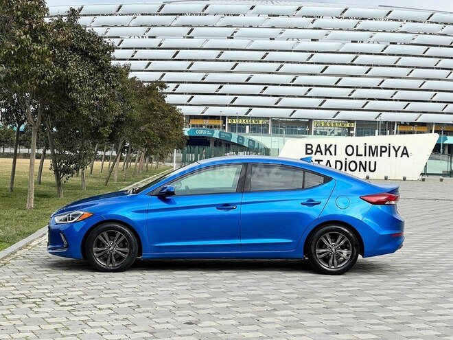 Hyundai Elantra 2017, 73,000 km - 2.0 l - Bakı