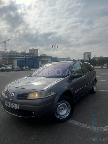 Renault Megane-13