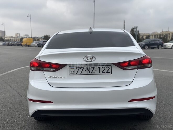 Hyundai Elantra 2018, 91,733 km - 2.0 l - Bakı