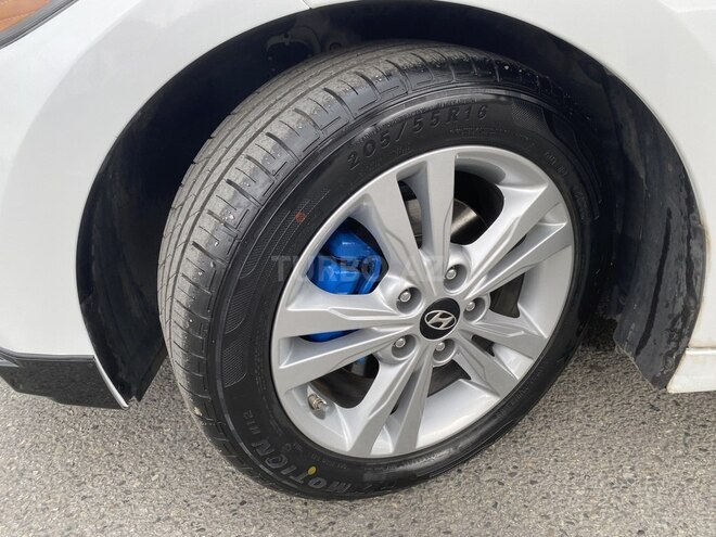 Hyundai Elantra 2018, 91,733 km - 2.0 l - Bakı