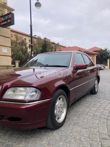 Mercedes C 180 1995, 324,323 km - 1.8 l - Bakı