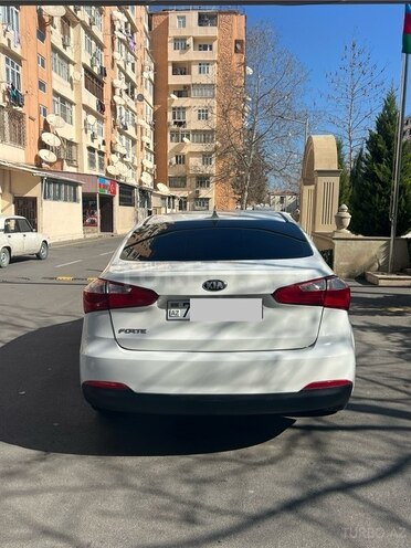 Kia Cerato-2