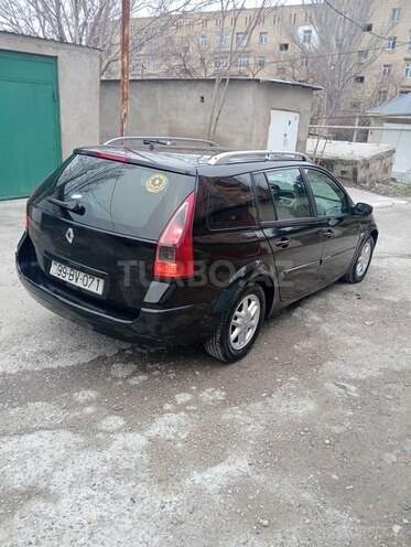 Renault Megane-2