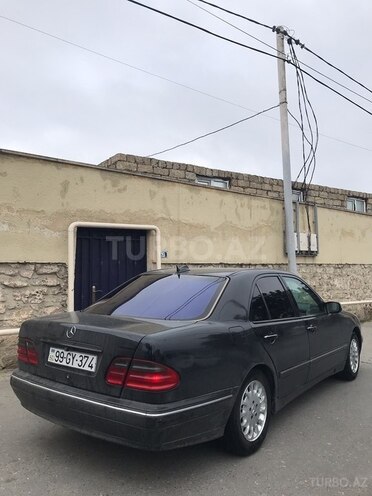 Mercedes E 270 2000, 454,000 km - 2.7 l - Bakı